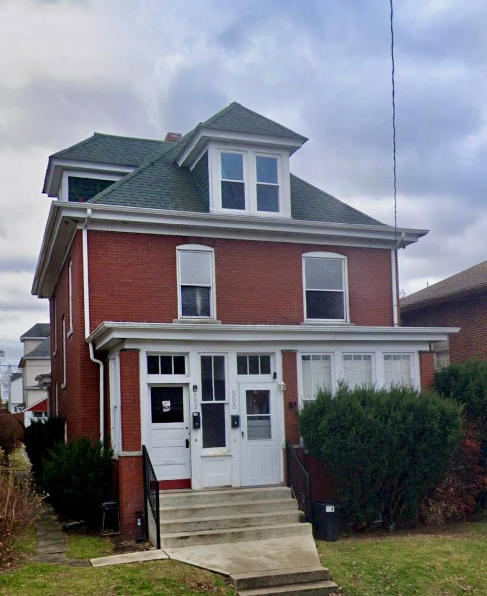 Apartment for rent at Belmont, 503 Tremont Ave, Greensburg, PA 15601