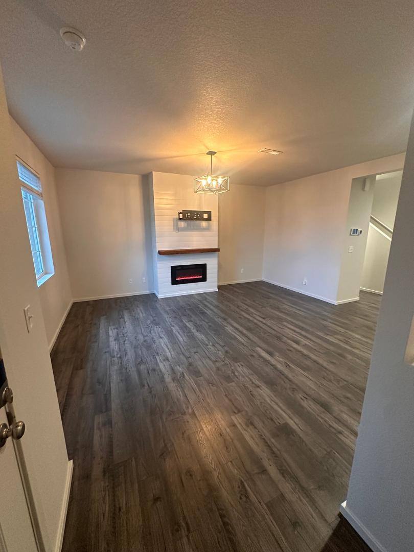 Townhouse for rent at 2324 SE Palmquist Rd, Gresham, OR 97080