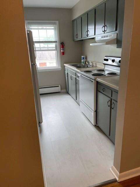 Townhouse for rent at 915 Country Club Dr, Bloomsburg, PA 17815