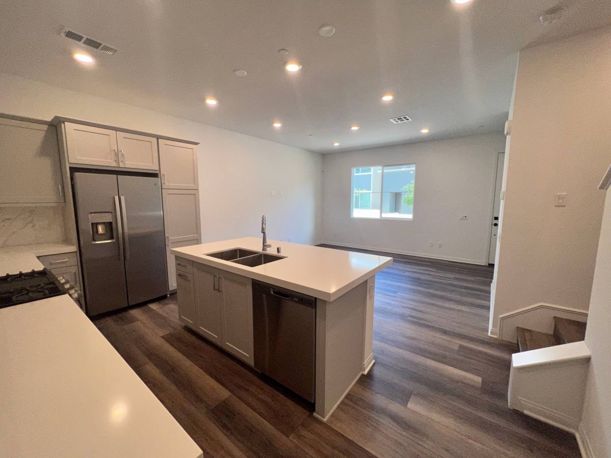 Townhouse for rent at 2165 Bluestone Circle #2165BLUESTONE, Chula Vista, CA 91913