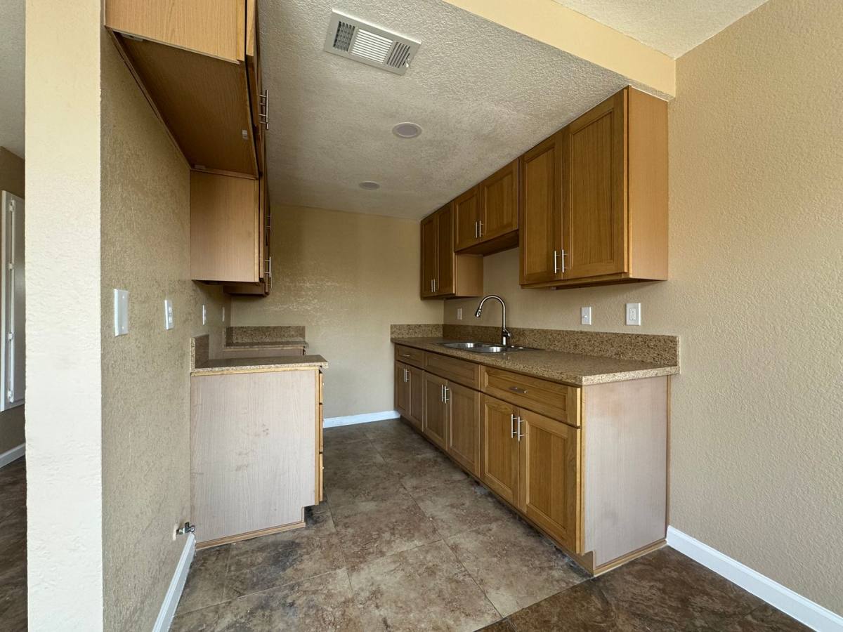 Apartment for rent at 1447 Pumalo St, San Bernardino, CA 92404