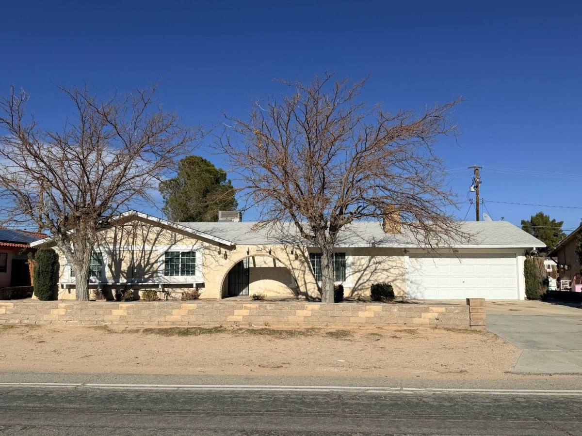 House for rent at 10341 N Loop Blvd, California City, CA 93505
