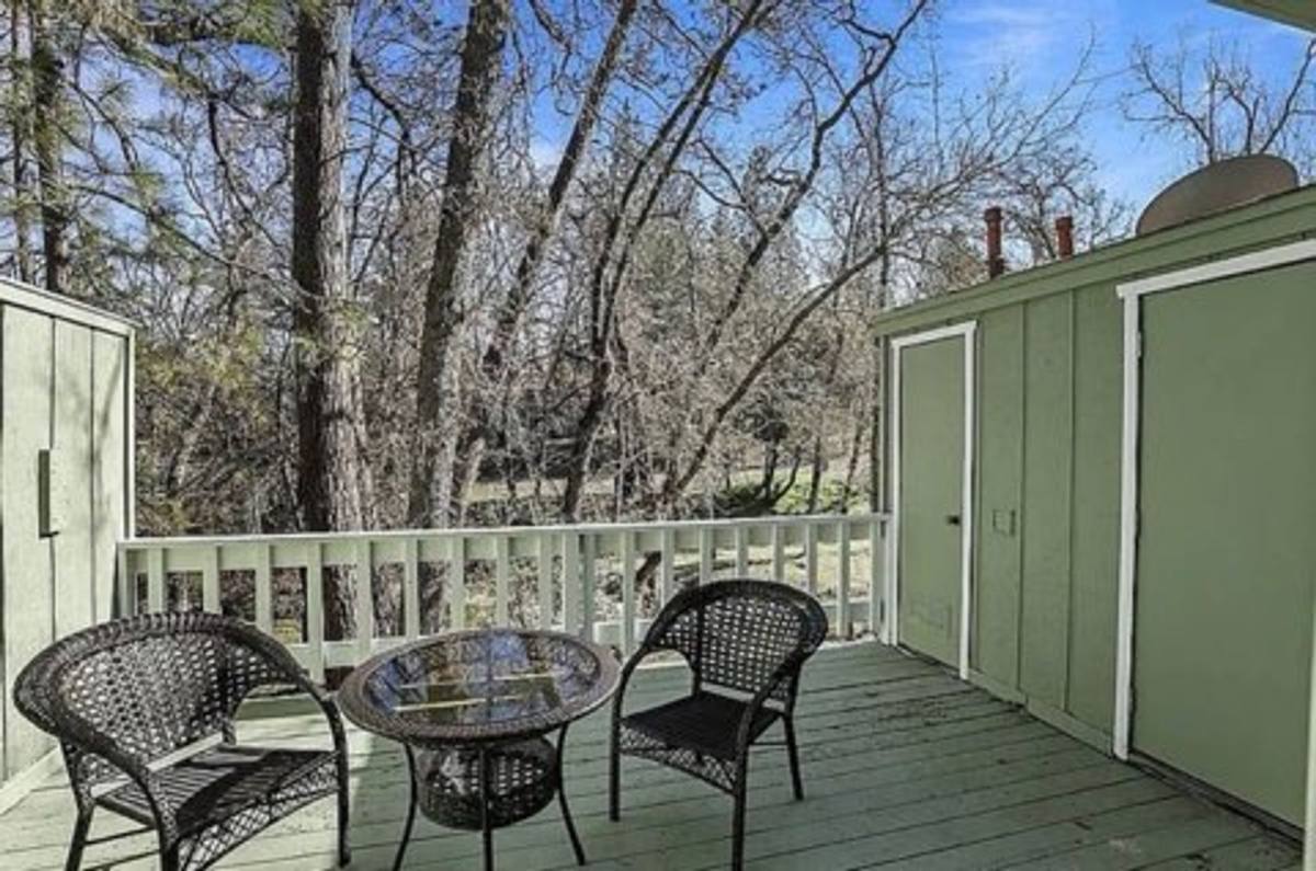 Townhouse for rent at 19223 Salvador Court, Groveland, CA 95321