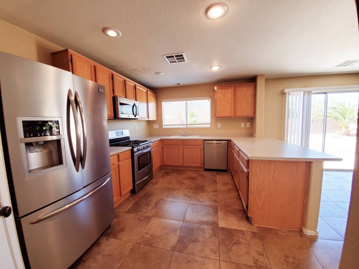 House for rent at 348 Bella Calabria Ave, Las Vegas, NV 89183