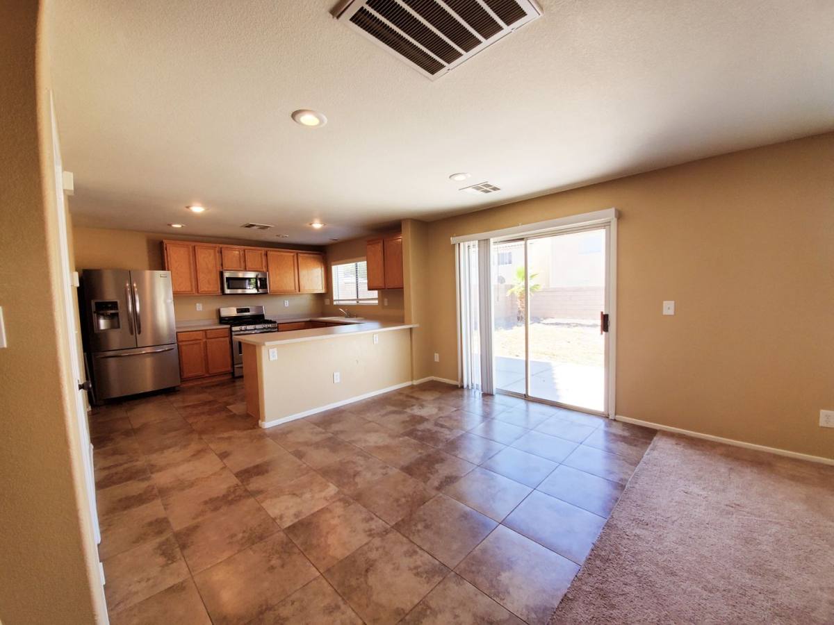 House for rent at 348 Bella Calabria Ave, Las Vegas, NV 89183