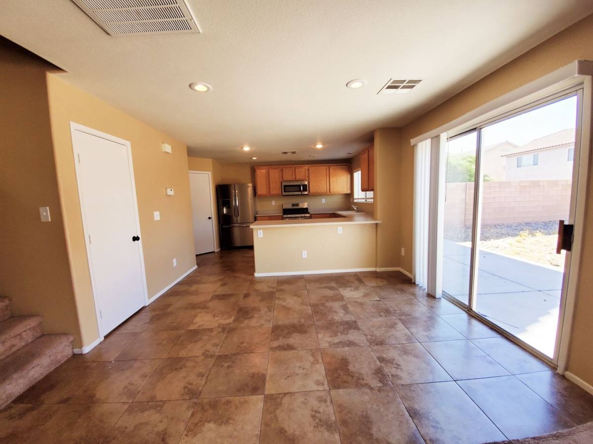 House for rent at 348 Bella Calabria Ave, Las Vegas, NV 89183