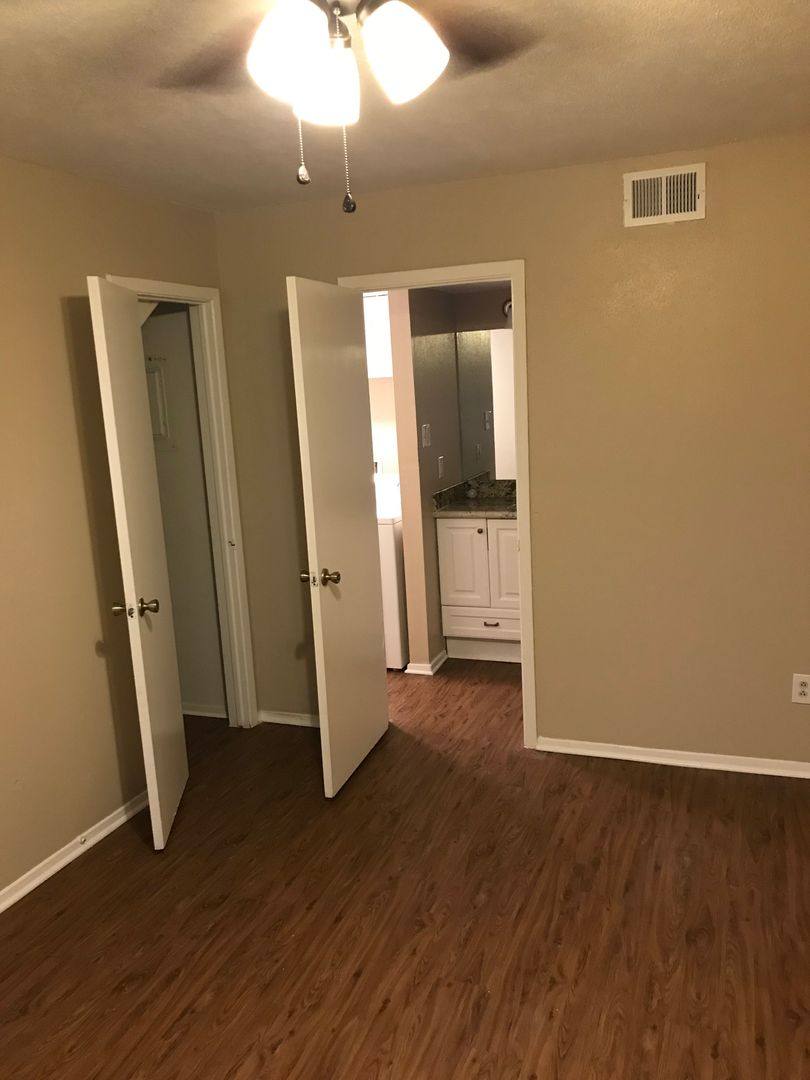 Apartment for rent at 3201 Cougar Trail, Bryan, TX 77807