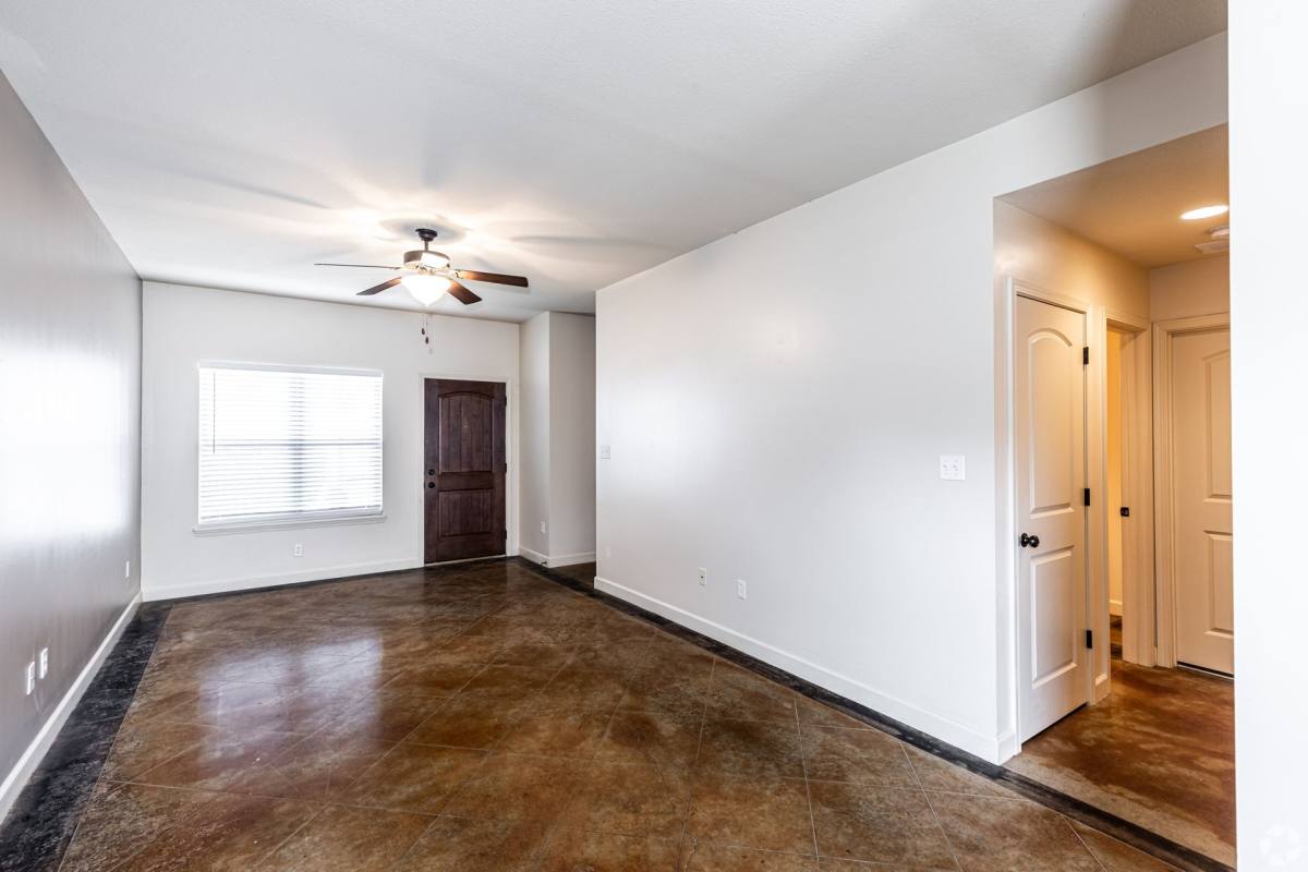 Townhouse for rent at 3101 Jenne Hill Dr, Columbia, MO 65202