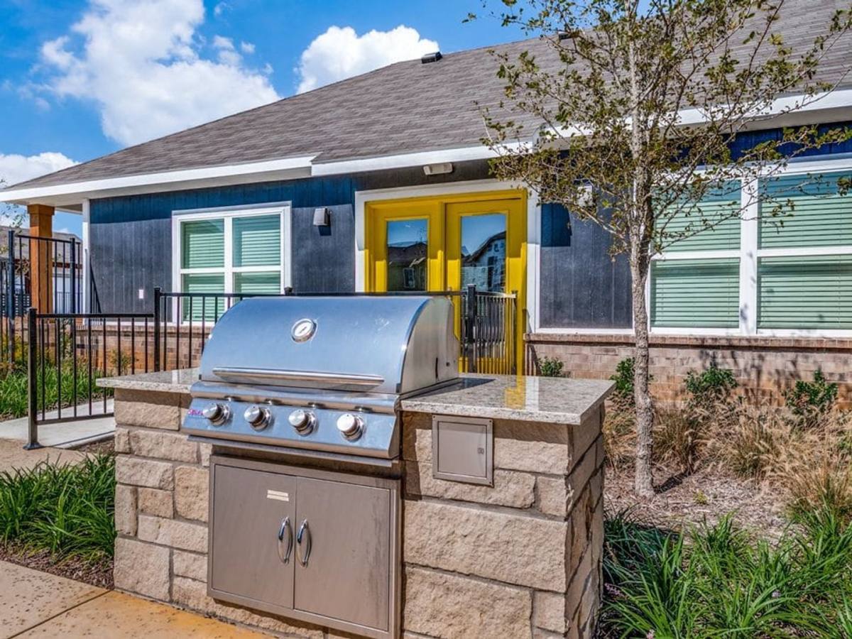 Apartment for rent at 10150 E Hurst Blvd, Hurst, TX 76053