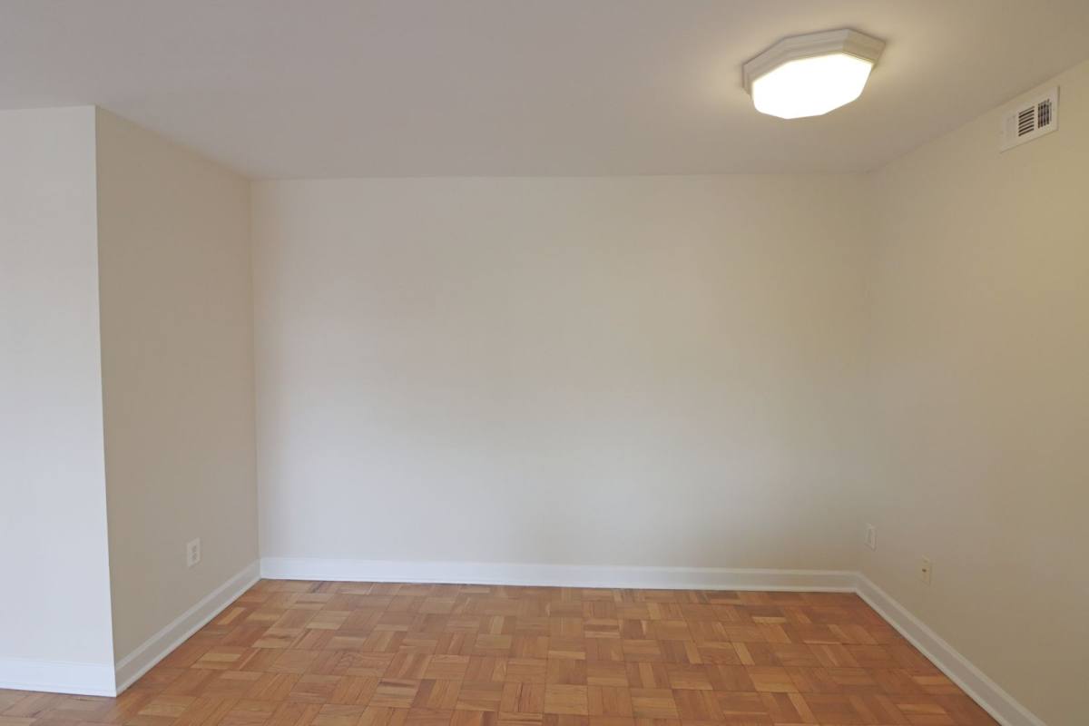 Apartment for rent at 1660 N 21st Rd, Arlington, VA 22209