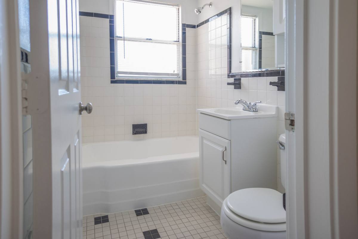 Apartment for rent at 1660 N 21st Rd, Arlington, VA 22209