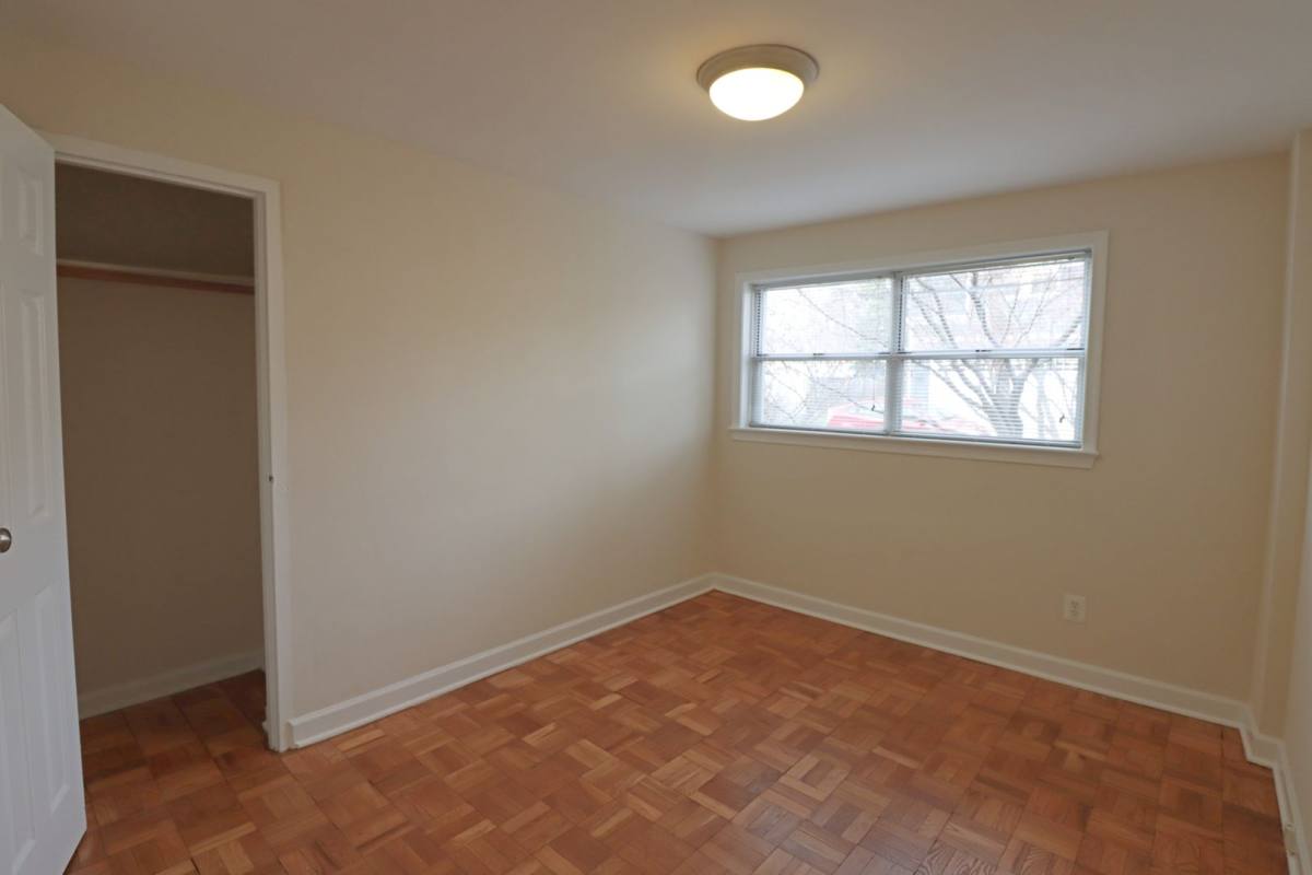 Apartment for rent at 1660 N 21st Rd, Arlington, VA 22209
