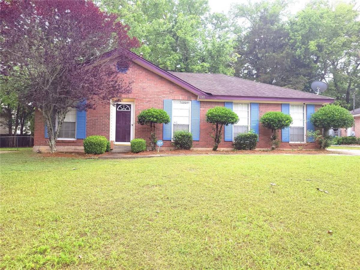 House for rent at 3248 Meadow Walk Lane, Montgomery, AL 36116
