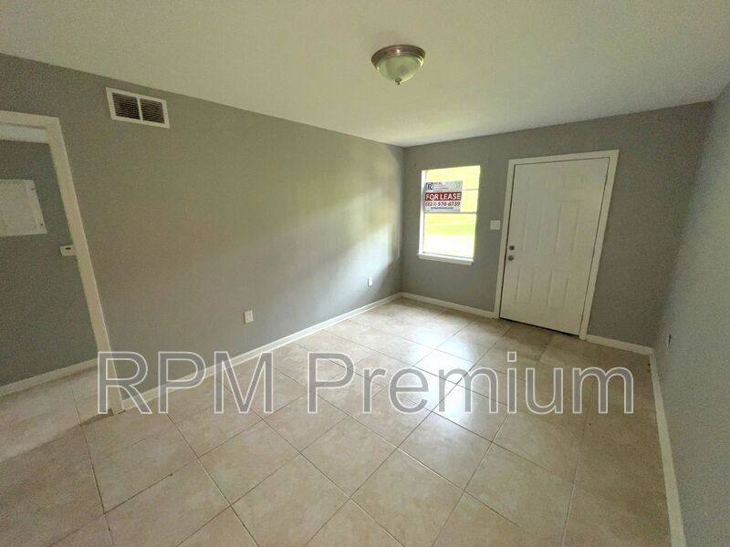 Apartment for rent at 5159 Baker Blvd #B, Baker, LA 70714