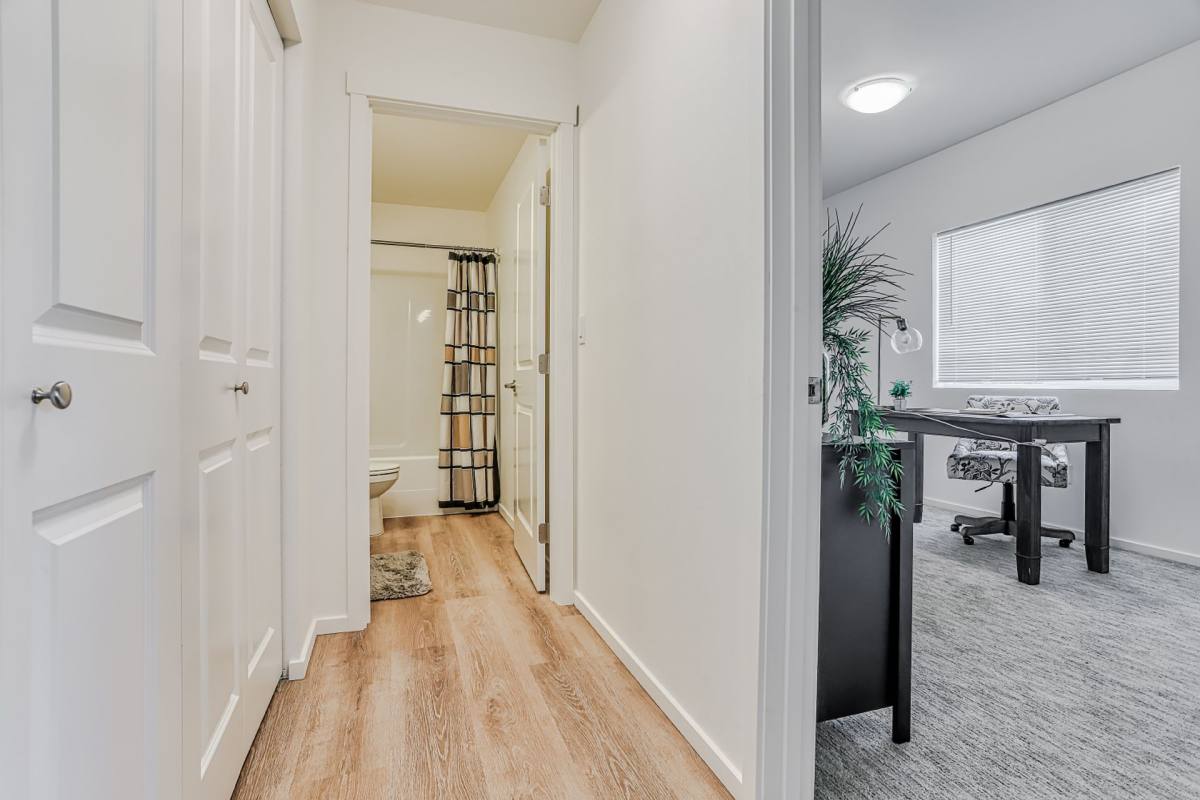 Apartment for rent at 2652 W 15th Ave, Kennewick, WA 99337