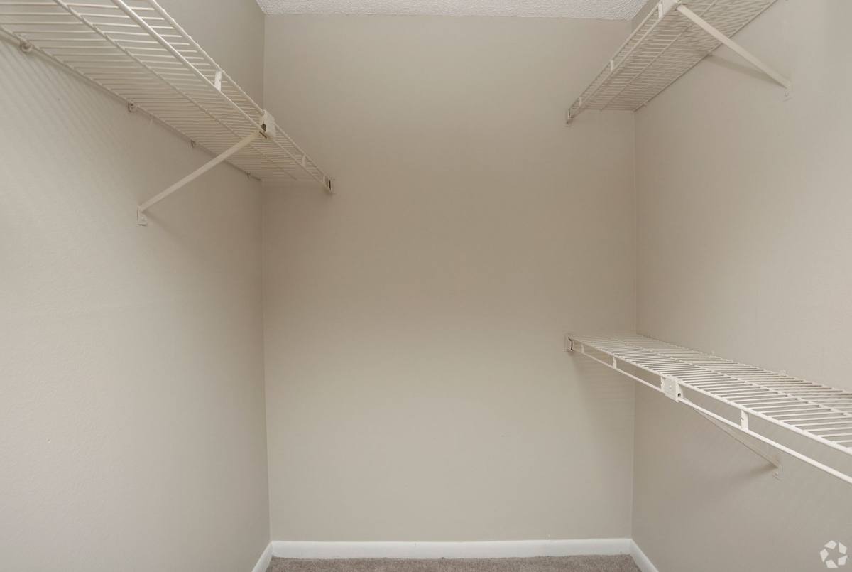 Apartment for rent at 7325 Goldenpointe Blvd, Orlando, FL 32807