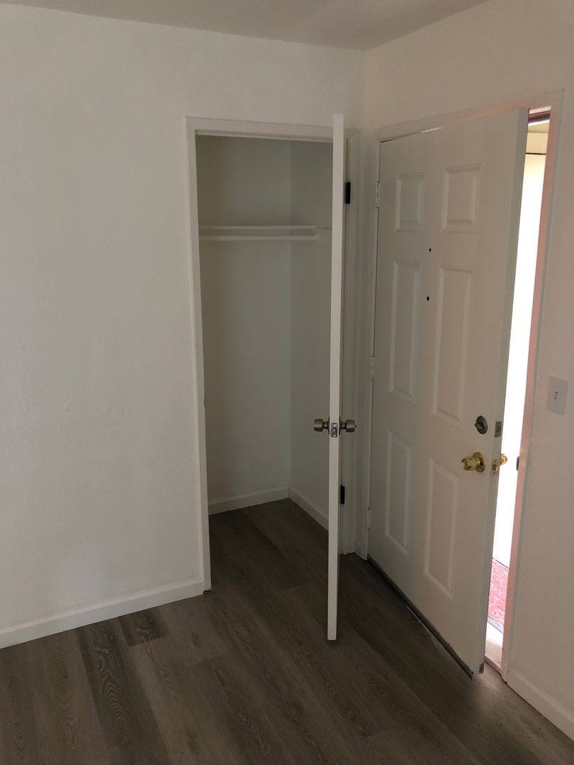 Apartment for rent at 2601 Howe Ave, Sacramento, CA 95821