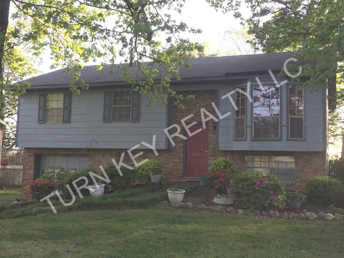 House for rent at 2548 Janice Circle NE, Birmingham, AL 35235