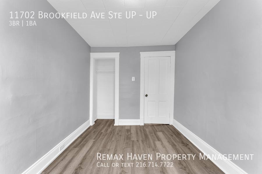 Apartment for rent at 11702 Brookfield Ave #UP, Cleveland, OH 44135