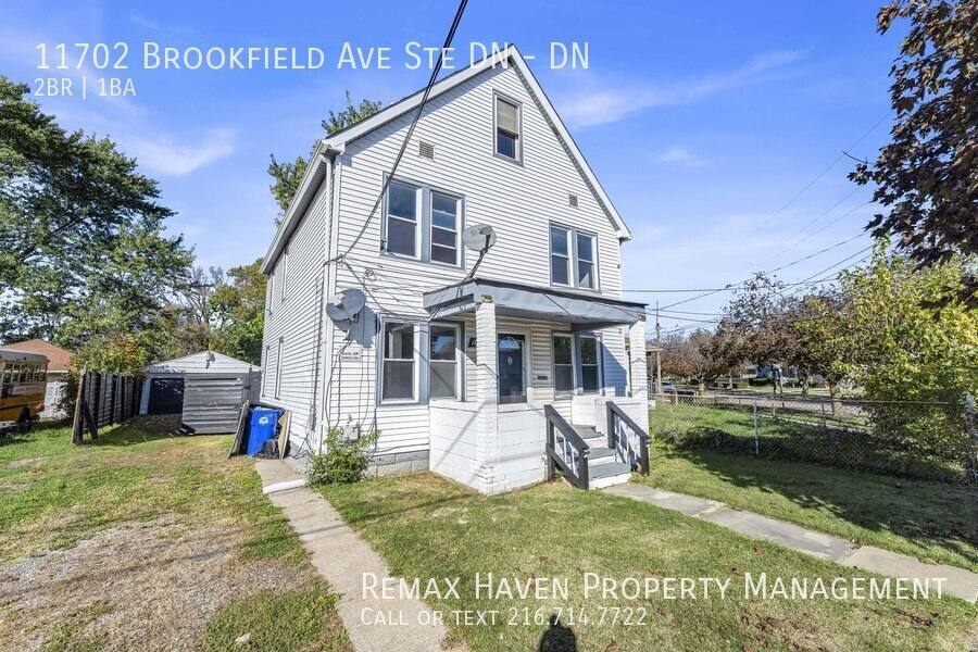 Apartment for rent at 11702 Brookfield Ave #DN, Cleveland, OH 44135