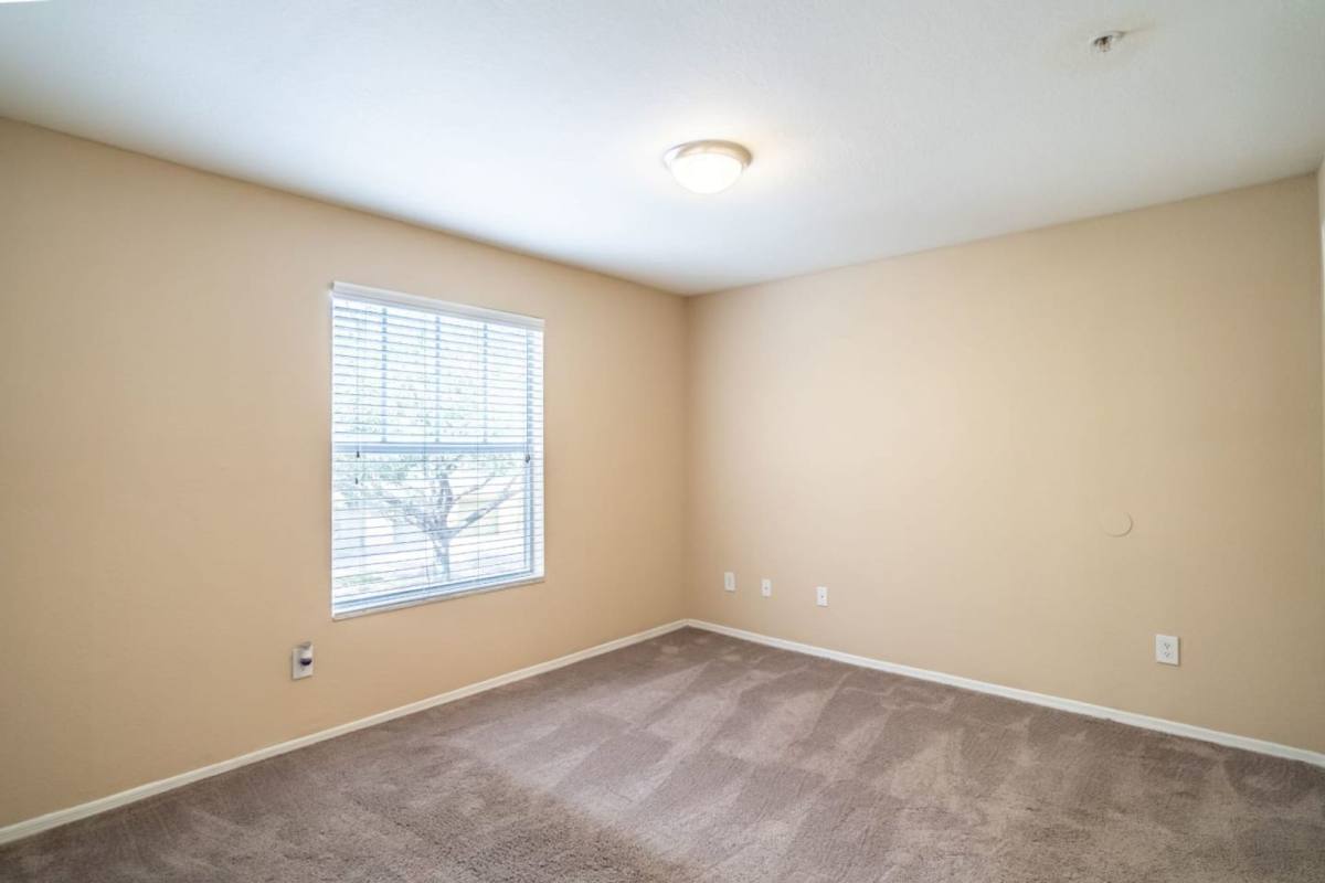 Apartment for rent at 6739 Mission Club Blvd, Orlando, FL 32821