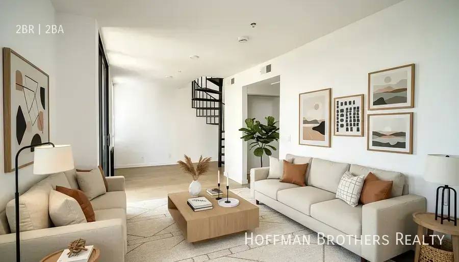 Apartment for rent at 1229 N Mansfield Ave #301, Los Angeles, CA 90038
