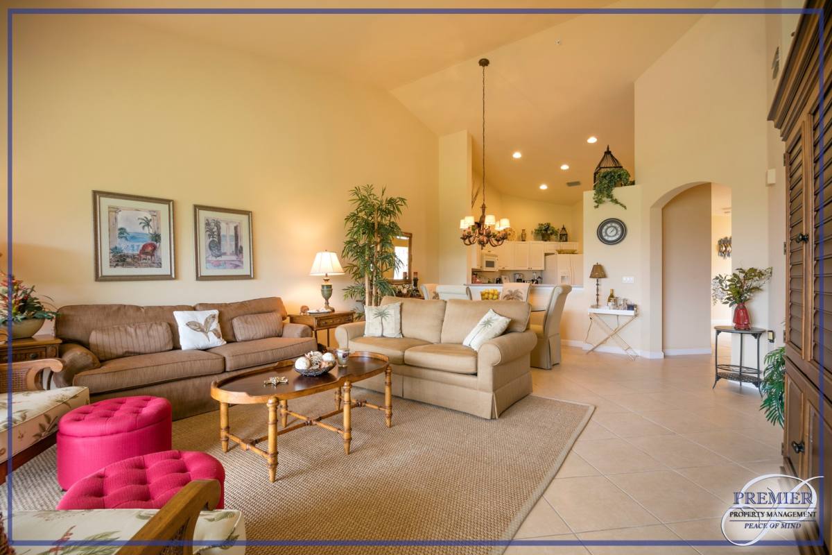 Condo for rent at 3048 Horizon Lane, Naples, FL 34109