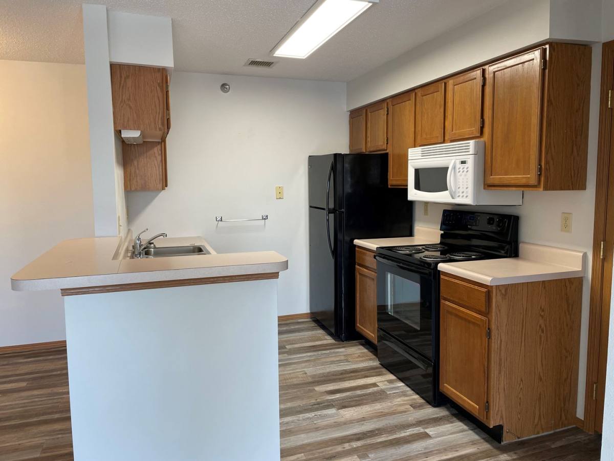 Apartment for rent at 909 E 14th St, Sioux Falls, SD 57104