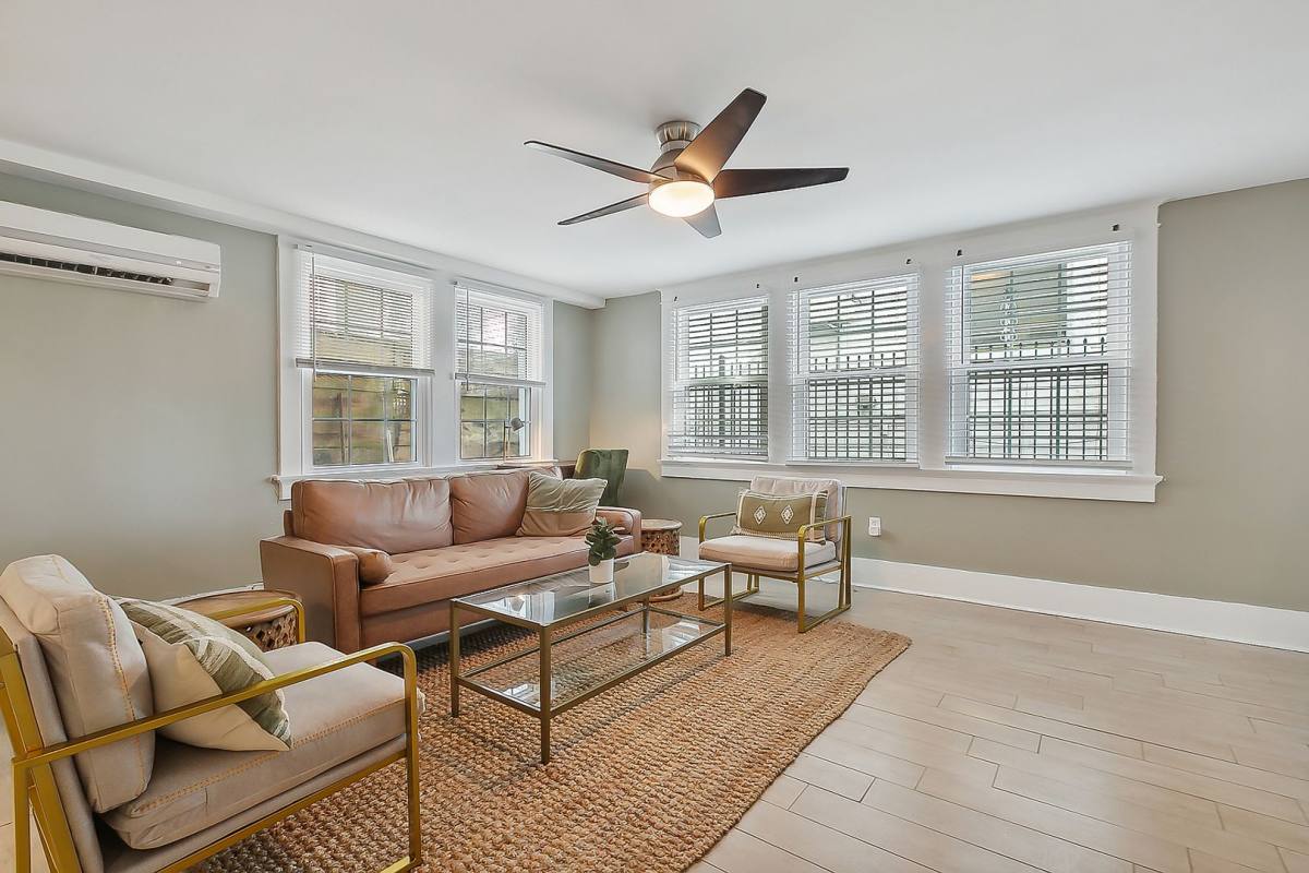 Apartment for rent at 838 Lowerline St #A, New Orleans, LA 70118