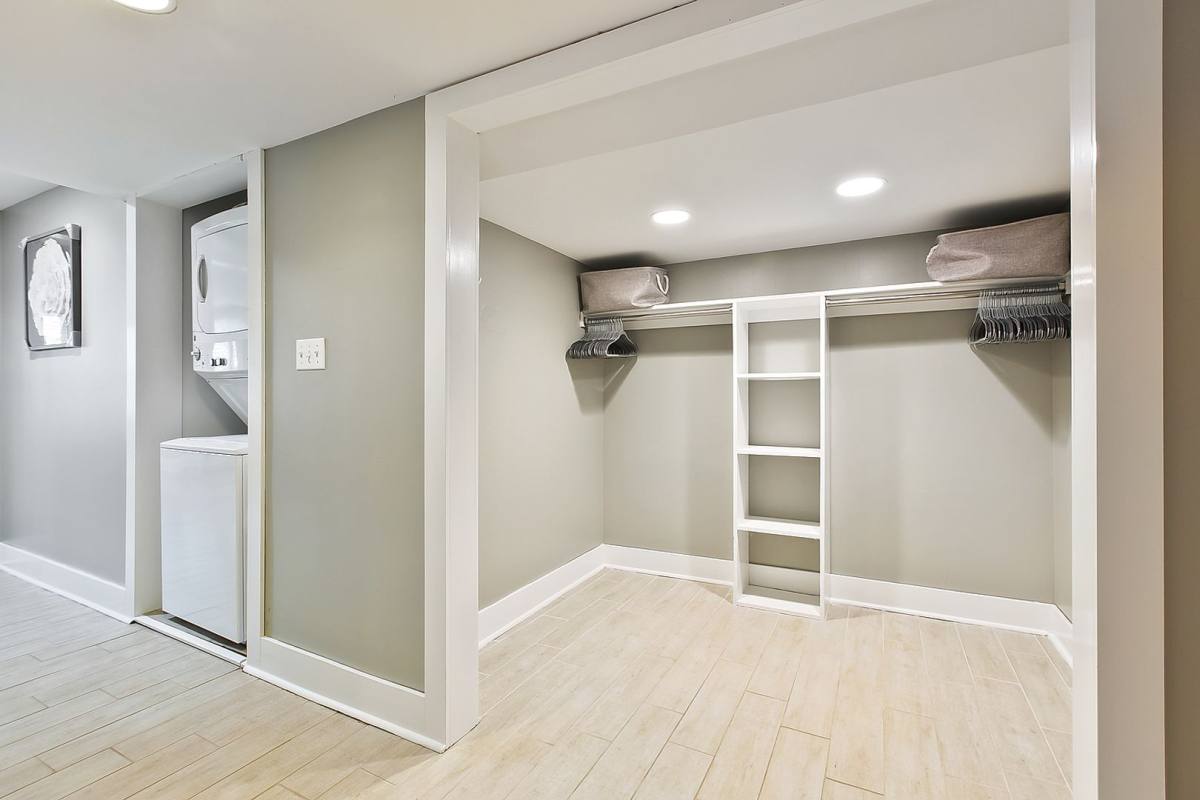 Apartment for rent at 838 Lowerline St #A, New Orleans, LA 70118