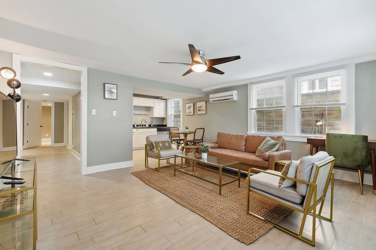 Apartment for rent at 838 Lowerline St #A, New Orleans, LA 70118