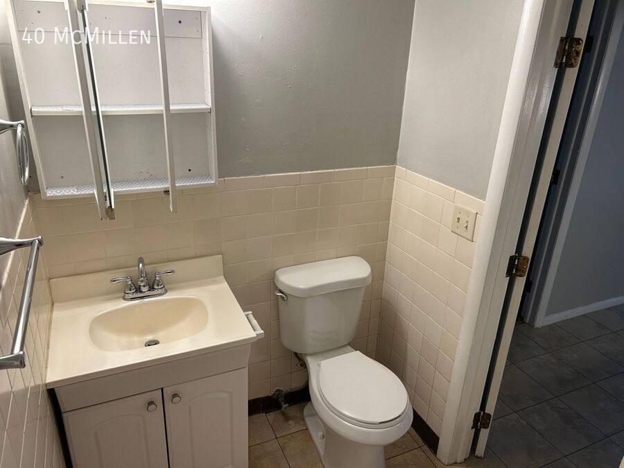 House for rent at 40 McMillen, Columbus, OH 43201