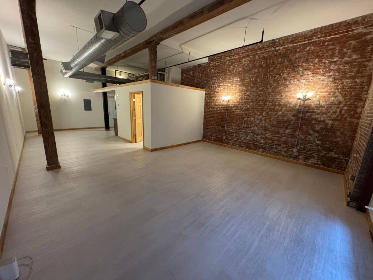 Apartment for rent at 60 Dexter St, Pawtucket, RI 02860