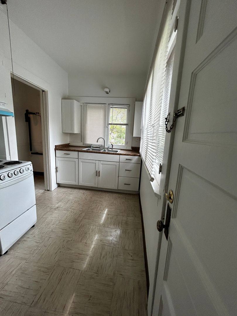 Apartment for rent at 2726 5th St, Arcadia, CA 91007