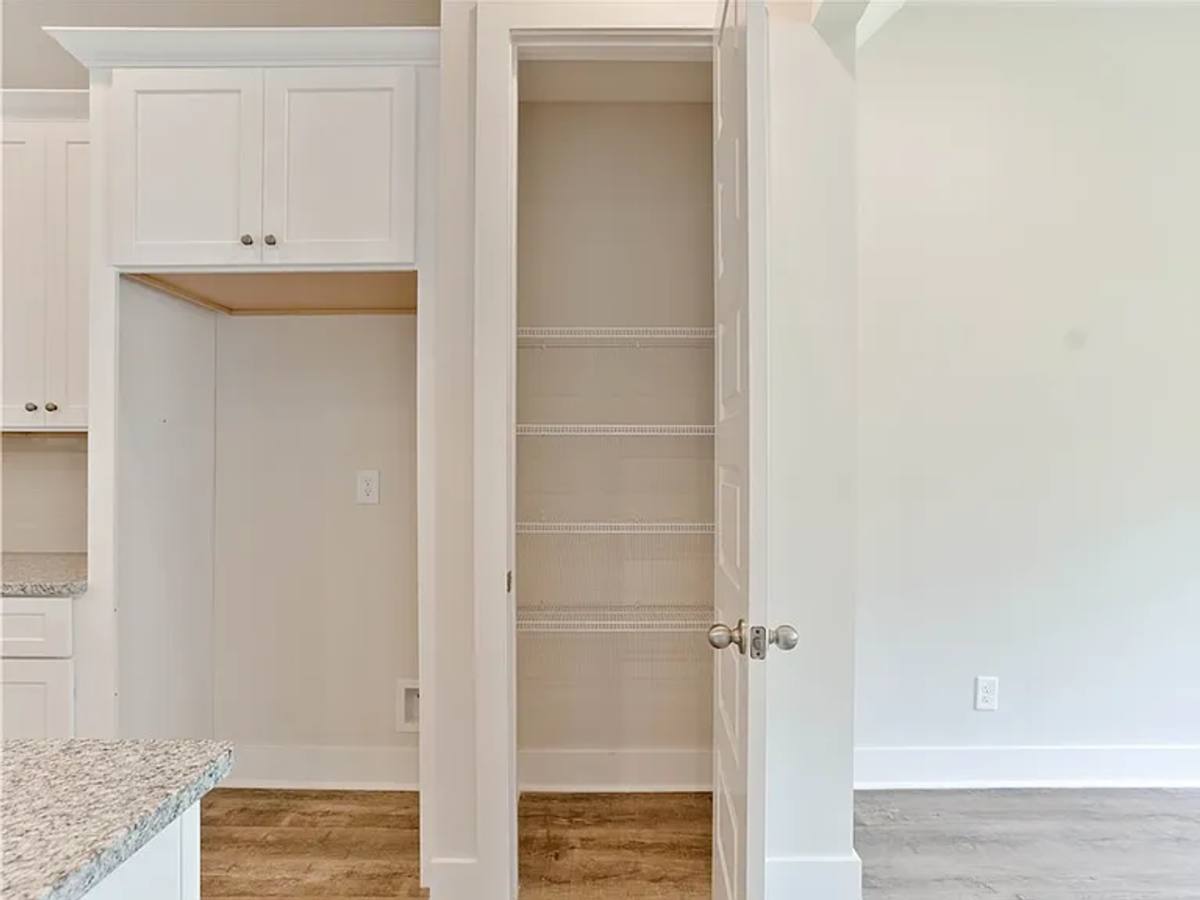 Townhouse for rent at 606 Cameron Court, Auburn, AL 36830