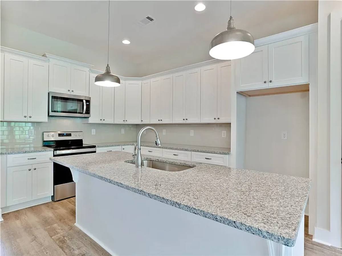 Townhouse for rent at 606 Cameron Court, Auburn, AL 36830