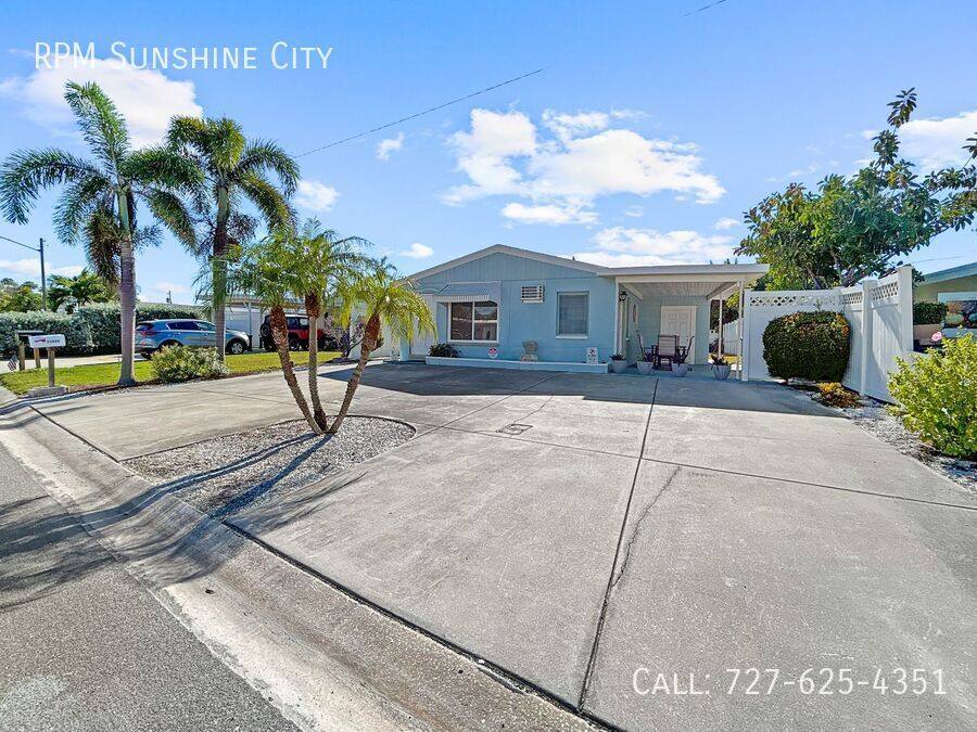 Apartment for rent at 11400 2nd St E #A, Saint Petersburg, FL 33706
