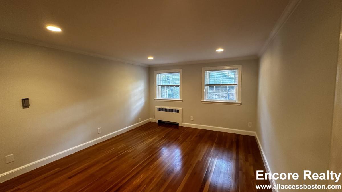 Apartment for rent at 67 Wyman St #9, Waban, MA 02468