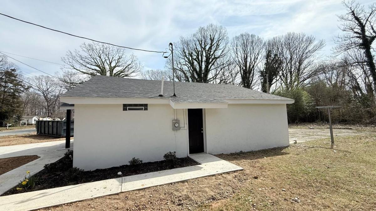 House for rent at 1506 Wendell Ave, High Point, NC 27260