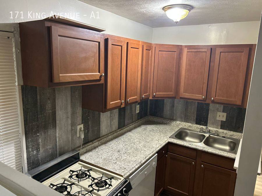Apartment for rent at 171 King Ave #A1, Columbus, OH 43201