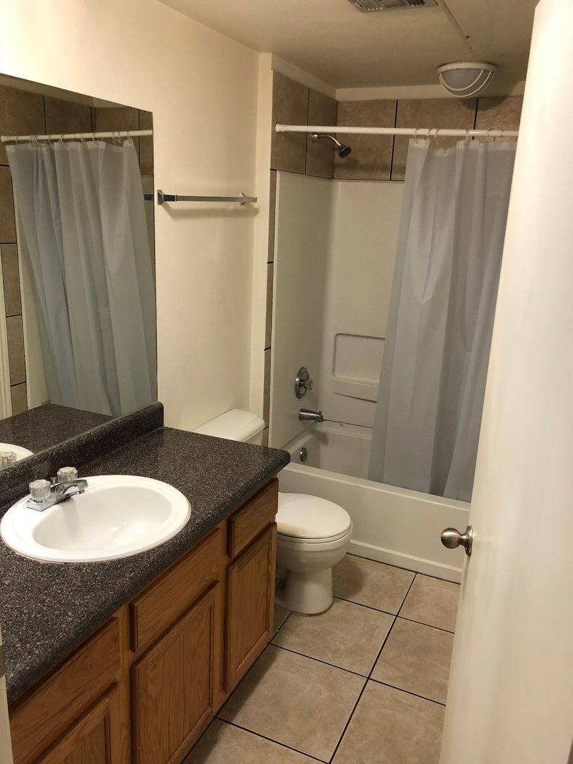 Apartment for rent at 1023 W 24th St, Austin, TX 78705