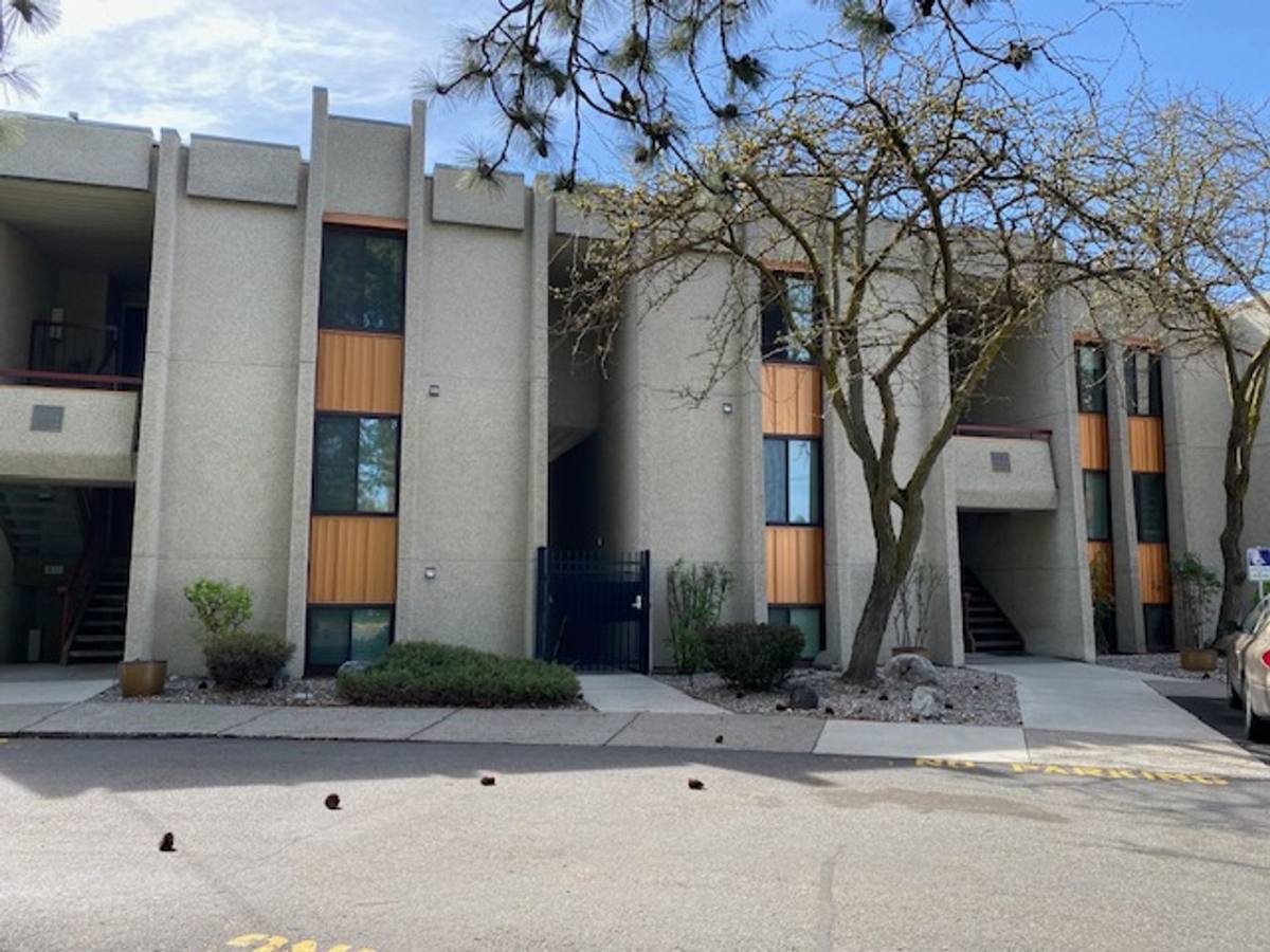 Apartment for rent at 139 W Gray Court, Spokane, WA 99205