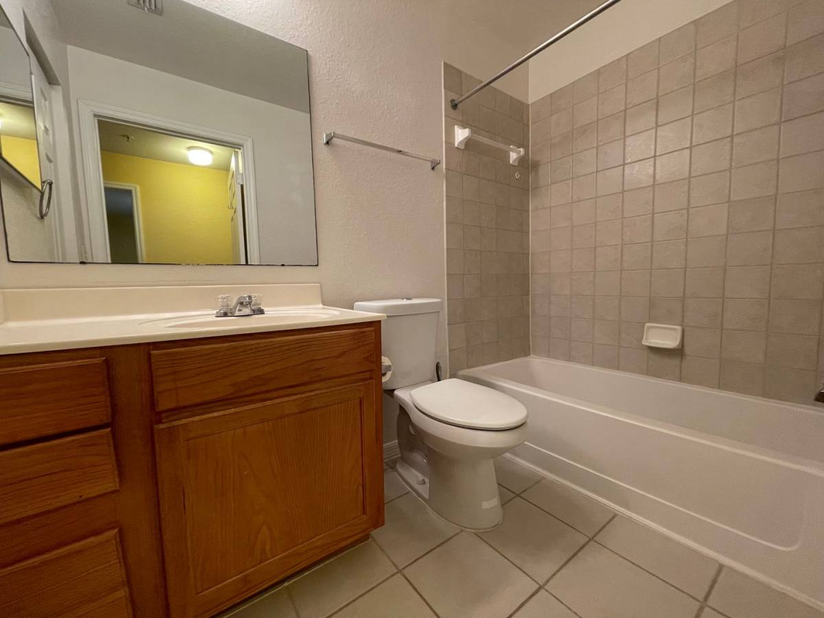 Condo for rent at 14885 Pleasant Bay Lane, Naples, FL 34119