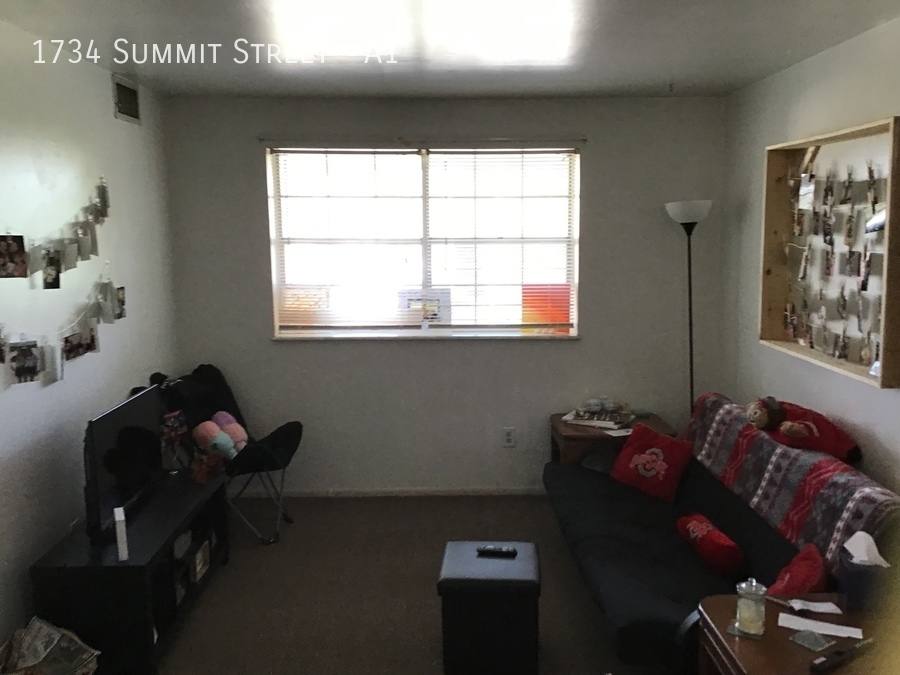 Apartment for rent at 1734 Summit St #A1, Columbus, OH 43201