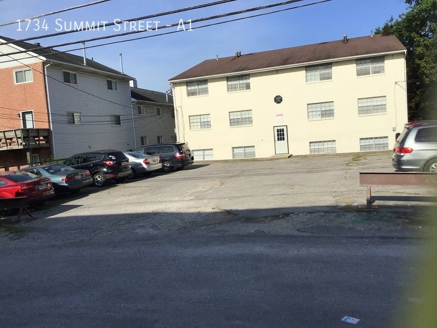 Apartment for rent at 1734 Summit St #A1, Columbus, OH 43201
