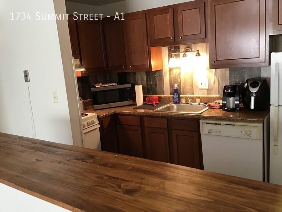 Apartment for rent at 1734 Summit St #A1, Columbus, OH 43201