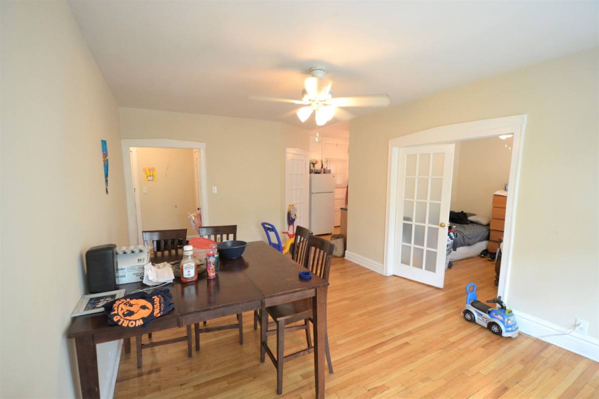 Apartment for rent at 5002 N Springfield Ave, Chicago, IL 60625