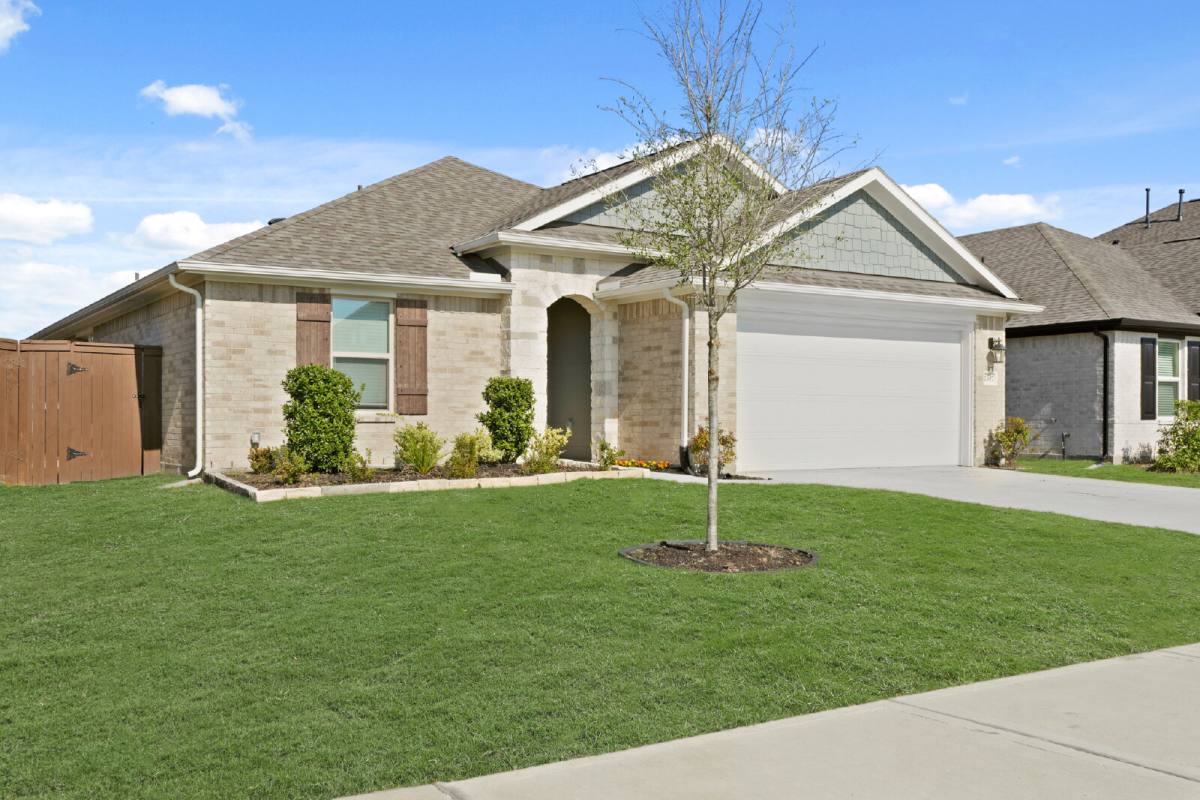House for rent at 2307 Gentle Breeze Lane, Baytown, TX 77523