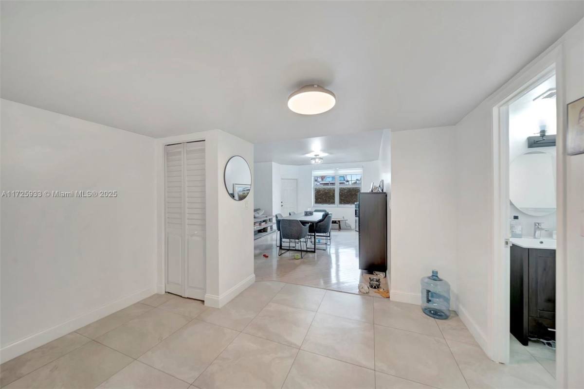 Apartment for rent at 1950 S Ocean Dr #LE, Hallandale, FL 33009