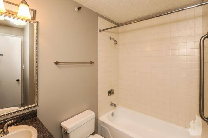 Apartment for rent at 441 E Erie St, Chicago, IL 60611